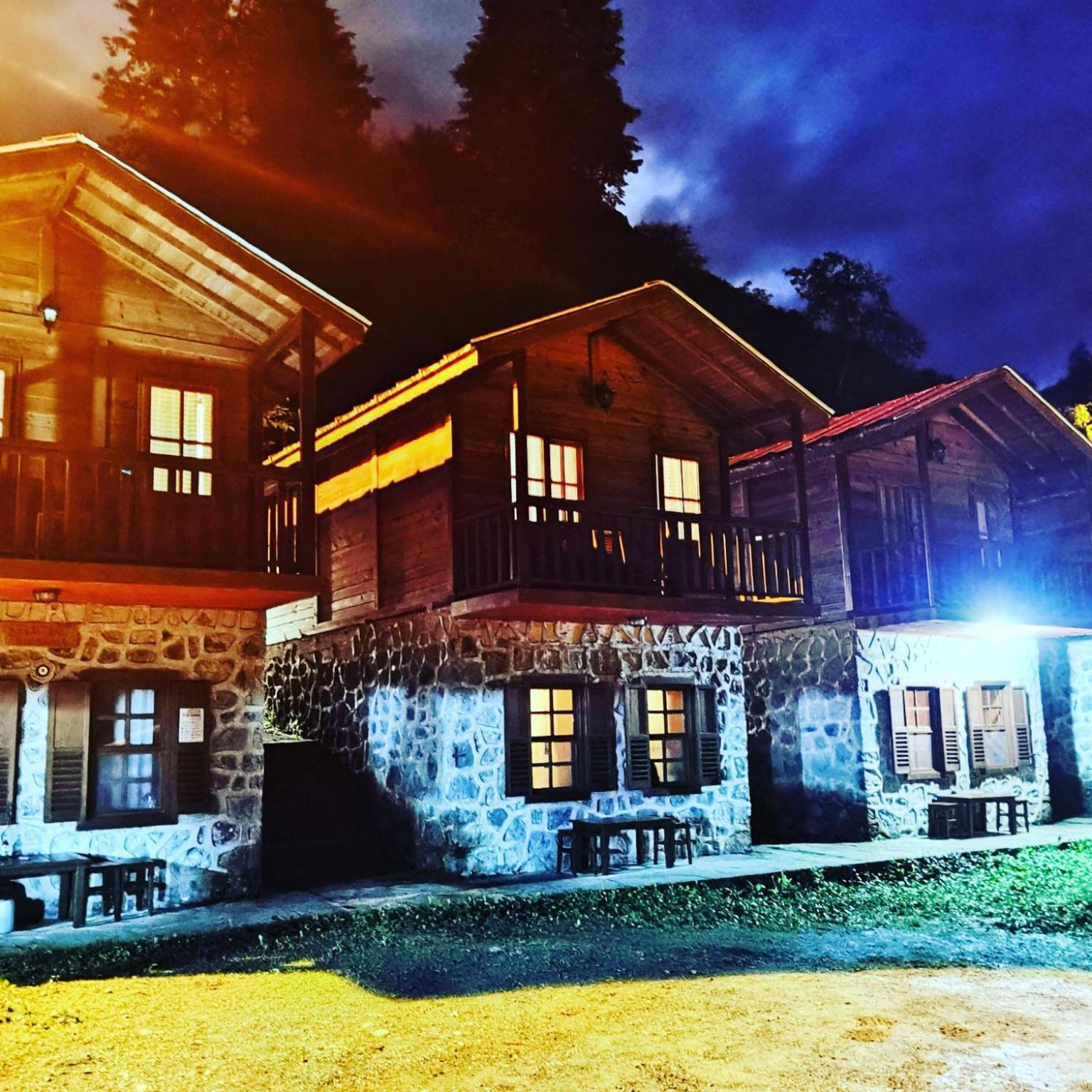 Mencuna Konaklari Arhavi Buitenkant foto